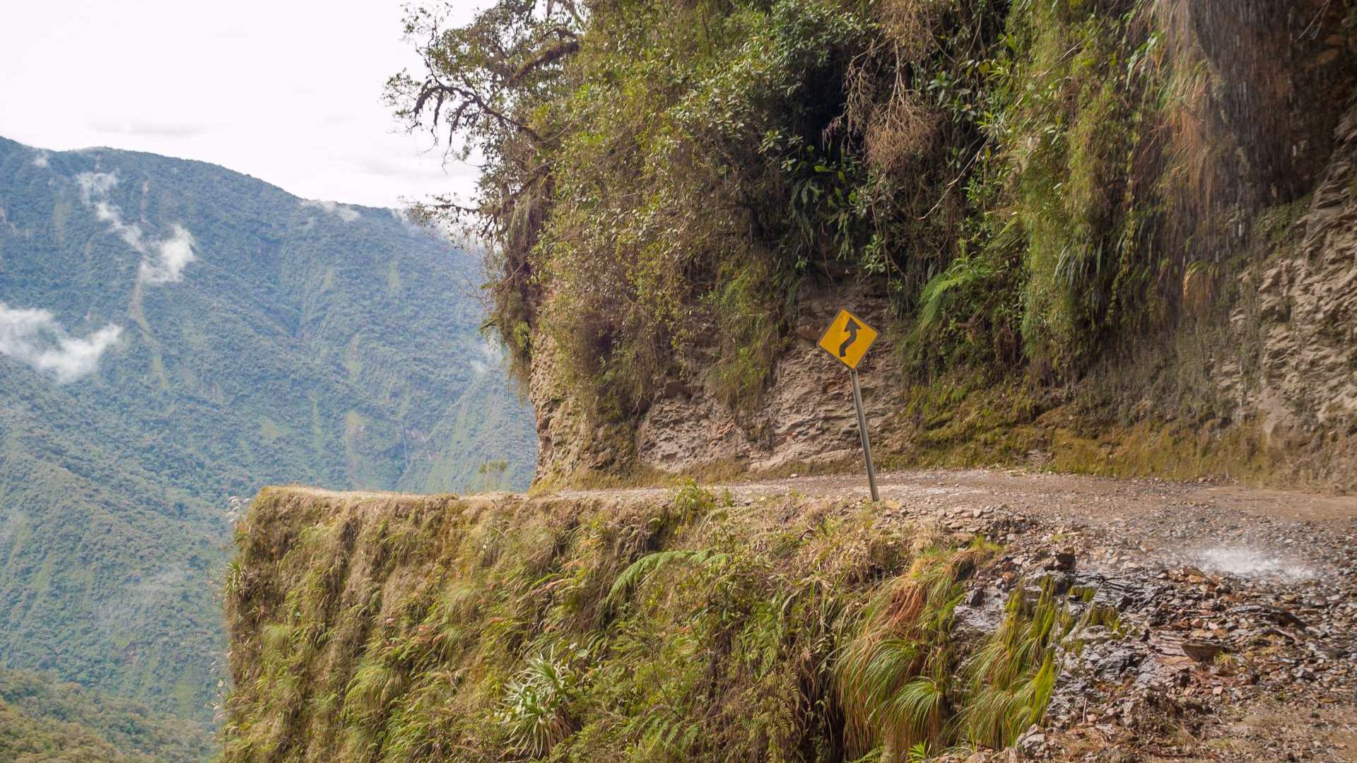 Смъртоносен път в Боливия