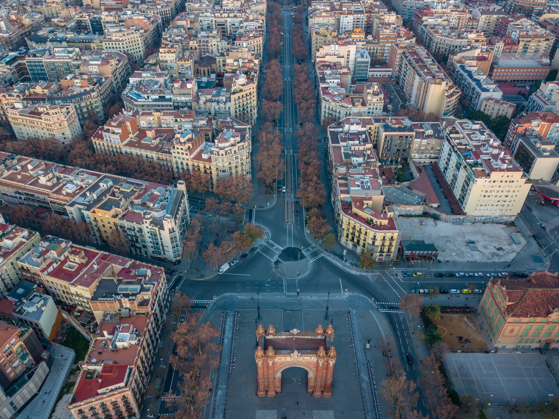 Управата на Барселона ще конфискува празни апартаменти