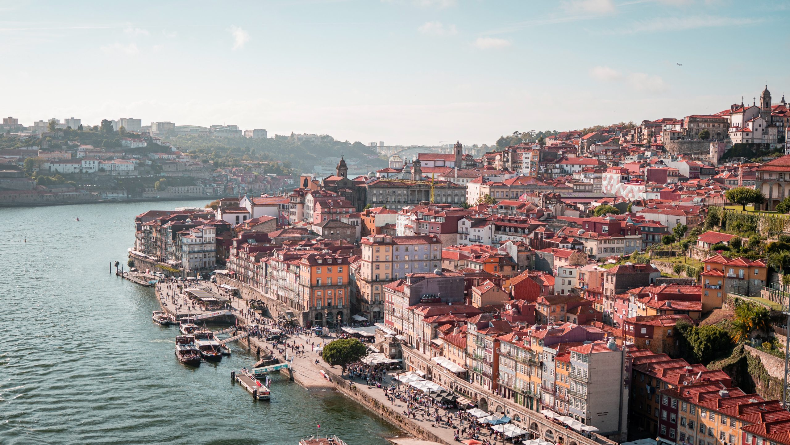 Лятна дестинация – архитектурна разходка в Порто