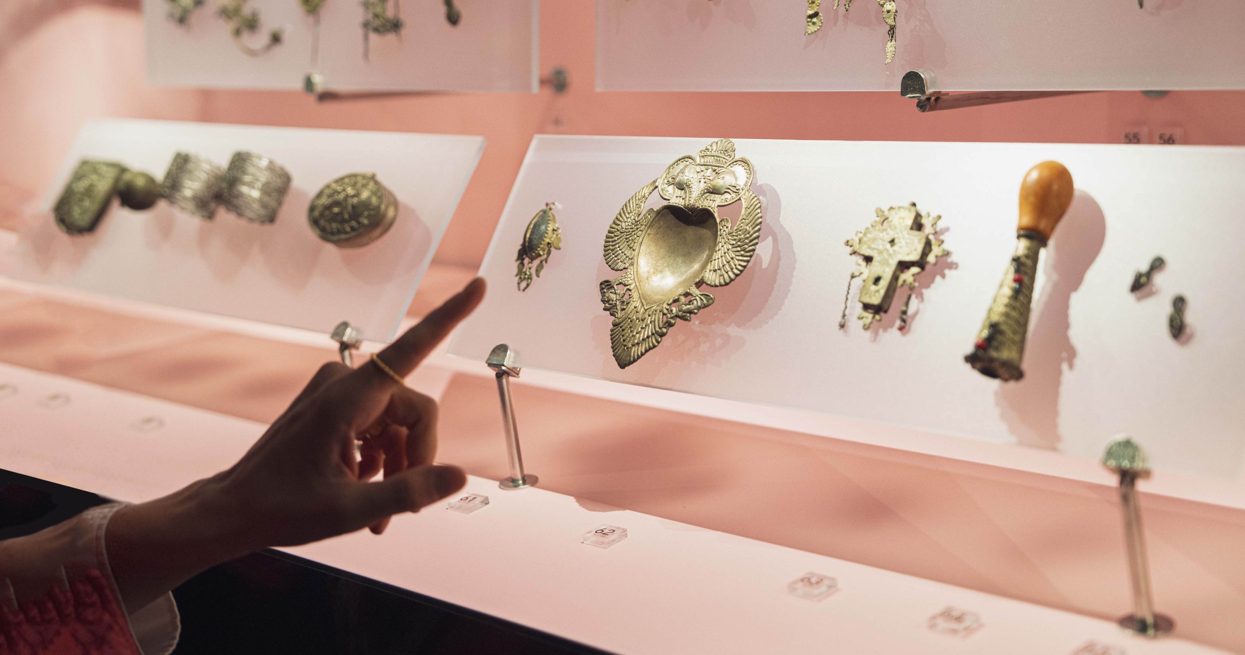 Новата експозиция “Врачански съкровища” и силата на добрия изложбен дизайн